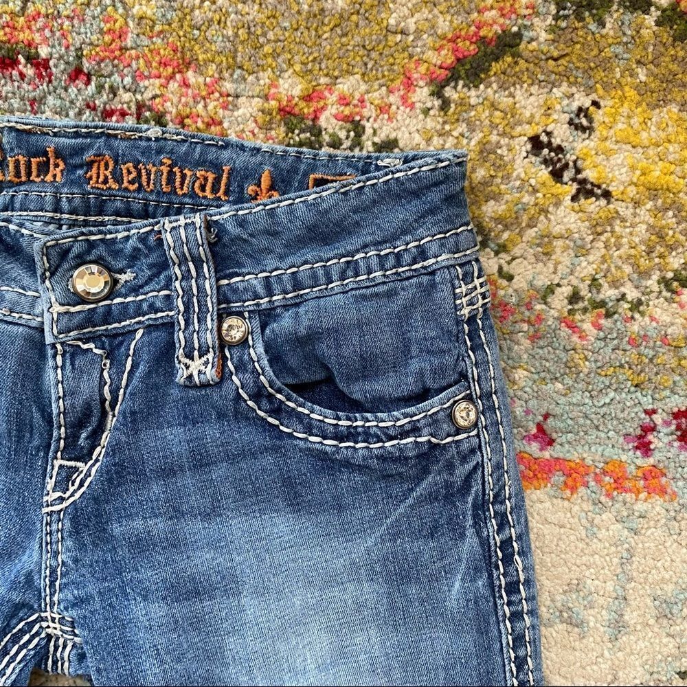Rock Revival Alanis Rhinestone Capris Jeans - Picture 4 of 14